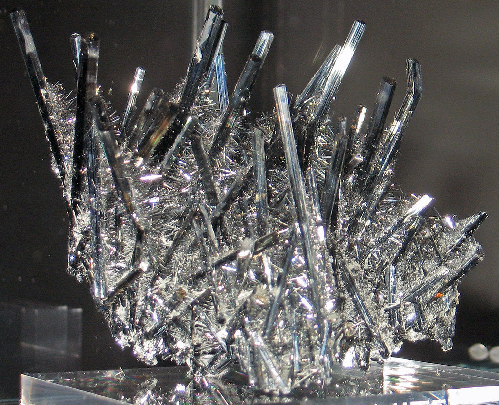 stibnite crystal